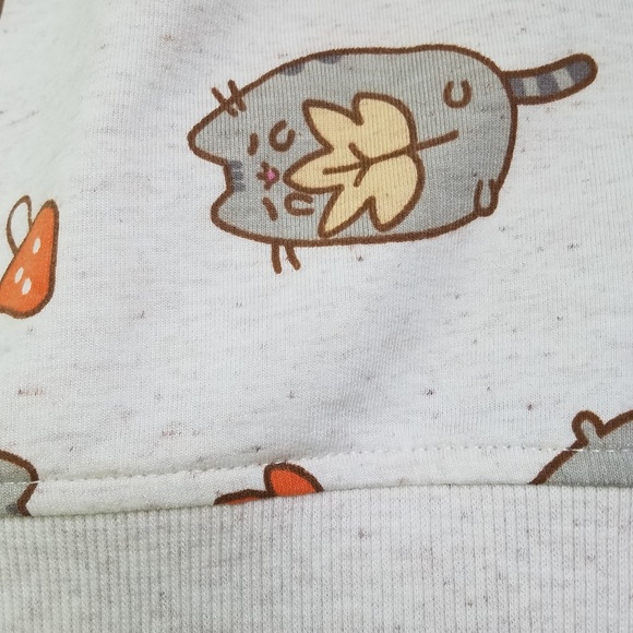 NWT Light Gray Pusheen Cat Fall-themed Sweatshirt - Picture 6 of 8